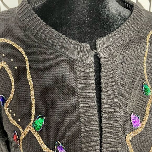 Ugly Christmas Sweater Cardigan One Hook Closure Embroidered Size Medium Rope - Picture 2 of 11